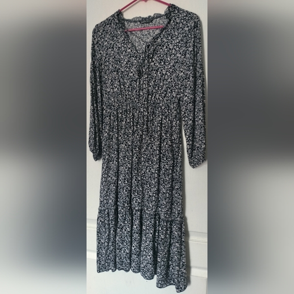 ✨Shein Long Sleeve Maxi Dress Size 4✨ - Picture 1 of 4